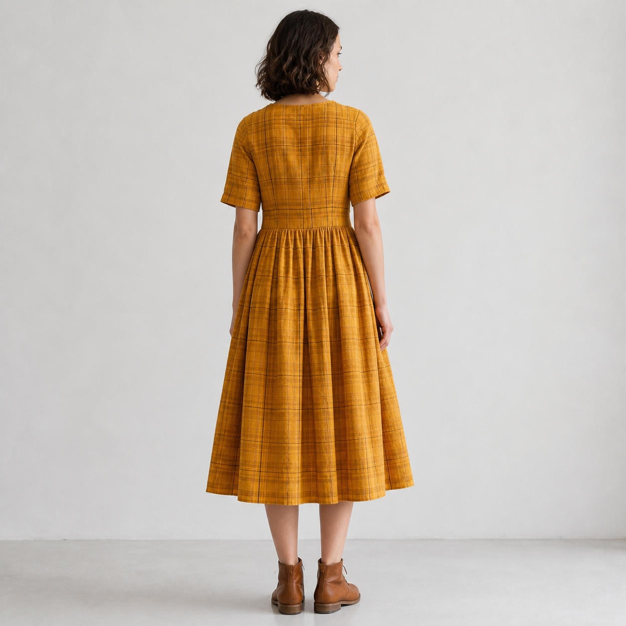 Leinenkleid in A-Linie mit gekräuselter Taille – Ansicht 2