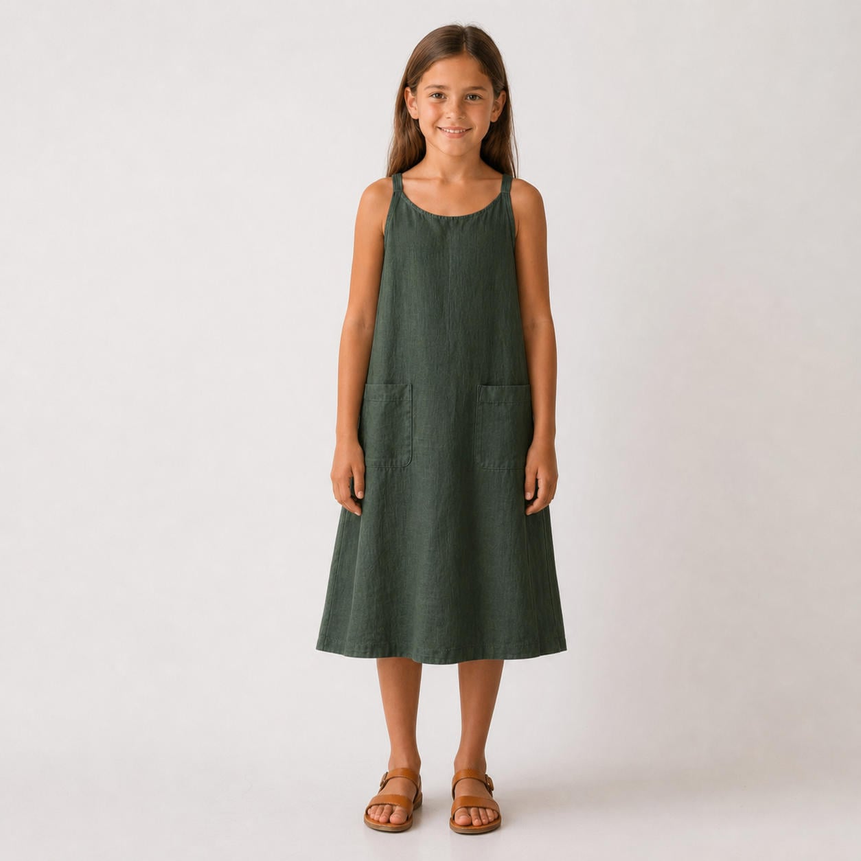 Grünes Leinen-Trapez-Trägerkleid für Mädchen