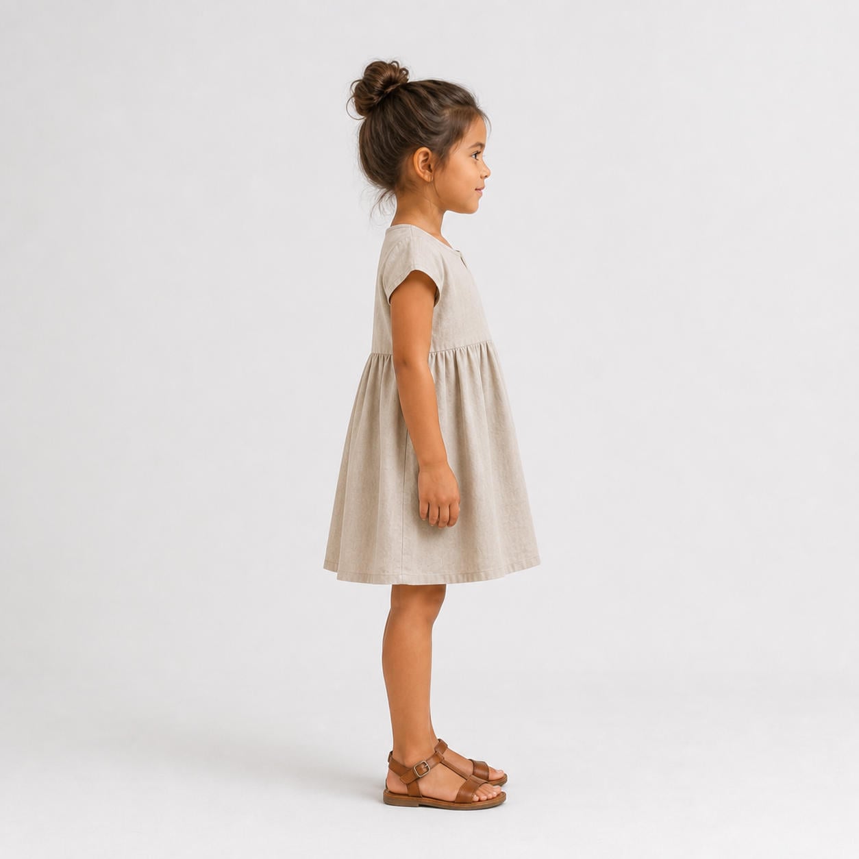 Leinenkleid für Mädchen mit V-Ausschnitt und Empire-Taille – Ansicht 3