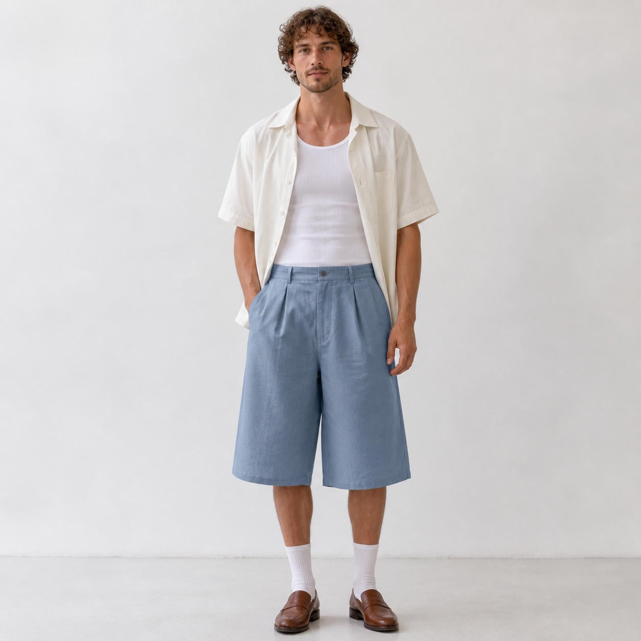 Locker sitzende weite Herren-Sommershorts