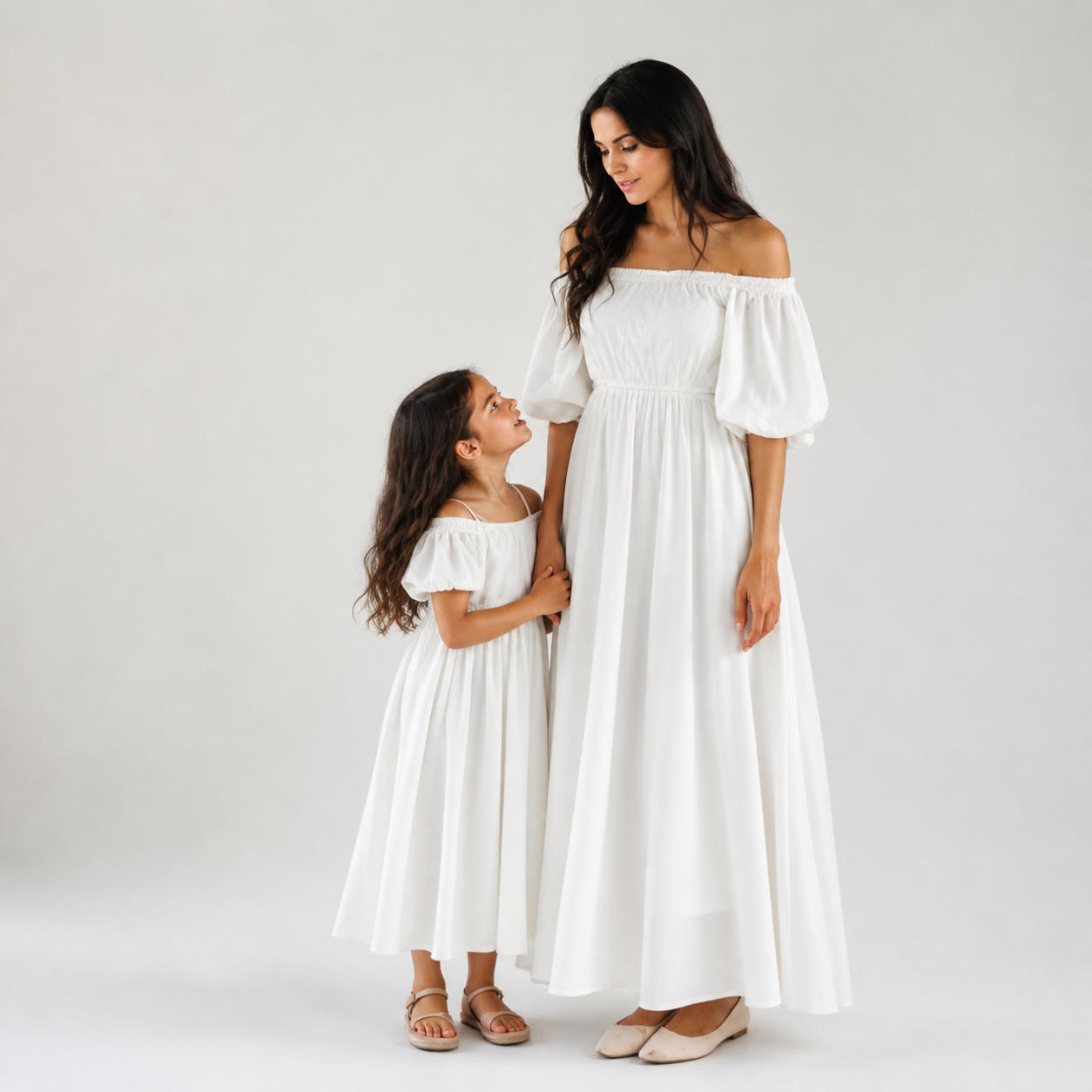 Matching Mom & Daughter Off-Shoulder Maxi Dress Set – view 3
