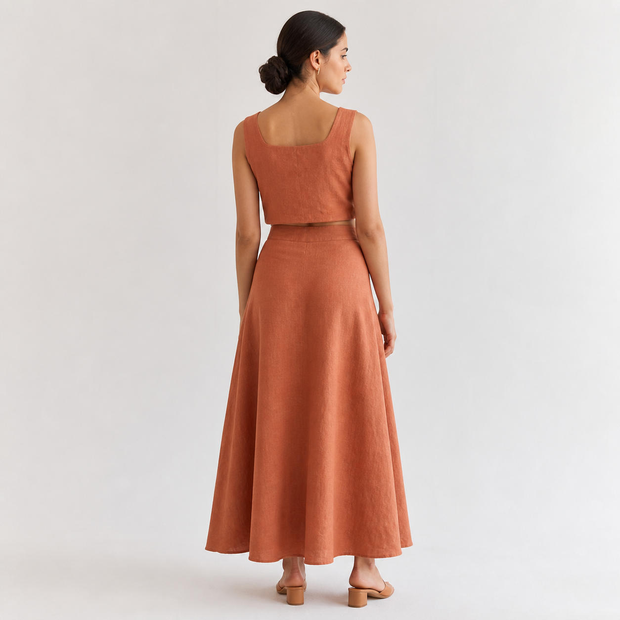 Linen Two-Piece Set with Buttoned Crop Top and A-Line Skirt – view 2