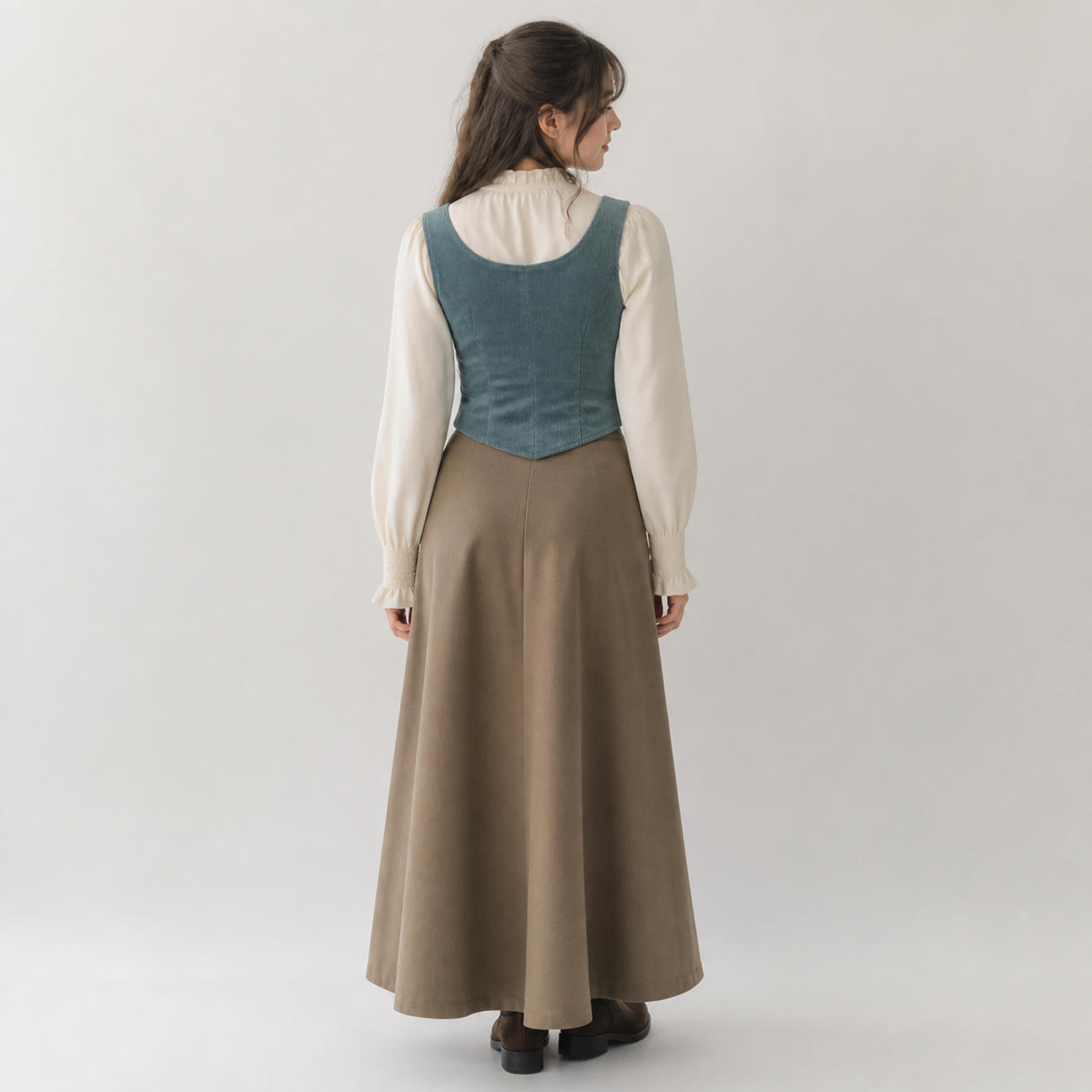 Button-Up Cottagecore Corset Vest with Scoop Neckline – view 2