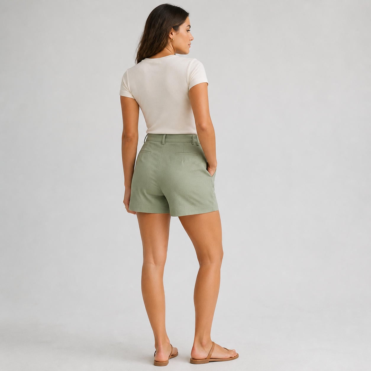 Zwei-in-eins-Hosenset aus weiter Palazzohose und Bundfaltenshorts – Ansicht 2
